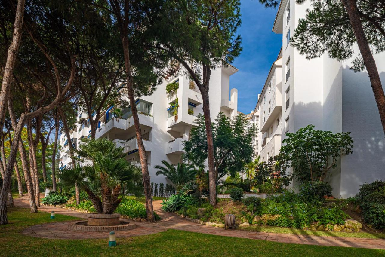מארבלה Modern Apartment - 2 Bedrooms, Beachside - Puerto Banus מראה חיצוני תמונה